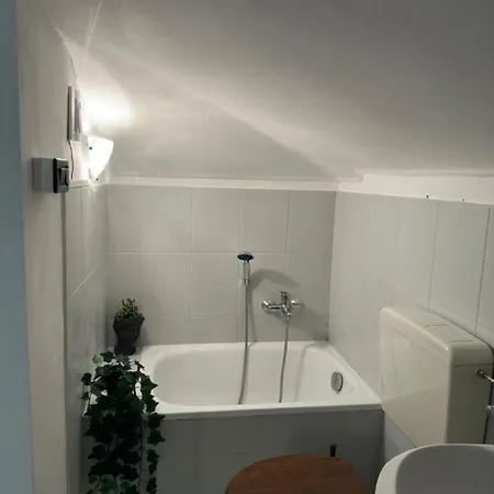 Appartement Verdesera Idromassaggio, Netflix, Wifi A Porta Susa *